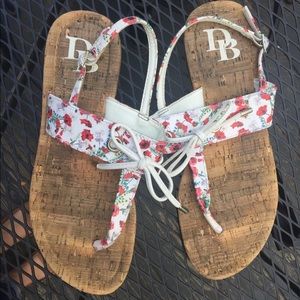 CUTE SUMMER SANDALS